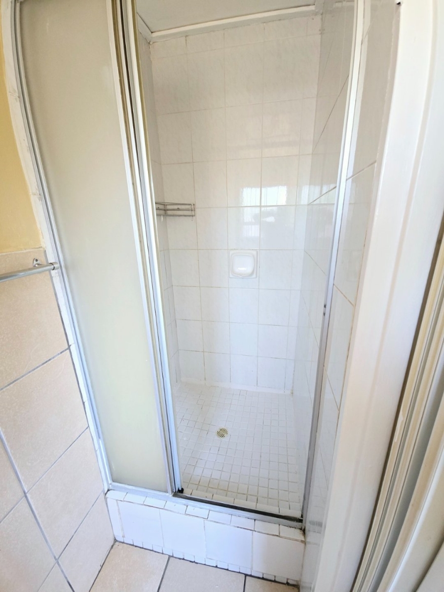 To Let 1 Bedroom Property for Rent in Stellenberg Western Cape